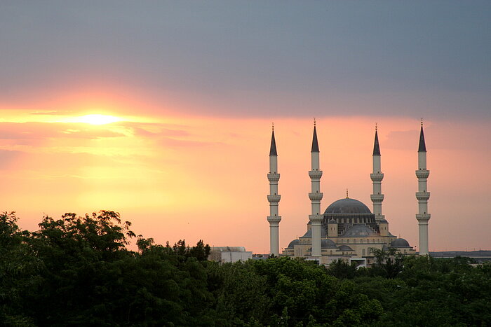 Ertuğrul-Gazi-Moschee in Aschgabat