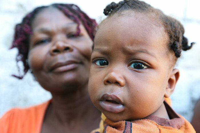 Mutter und Baby in Haiti