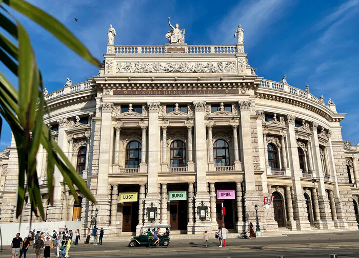 Wien, Sehenswürdigkeiten: Burgtheater