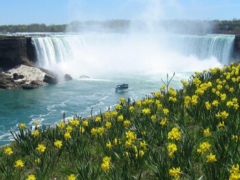 Bootstour zu den Niagara-Fällen