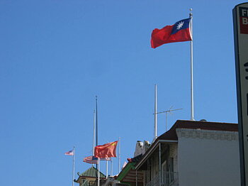 Flaggen von Taiwan und China