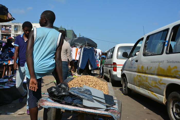 Erdnussverkäufer in der Elfenbeinküste