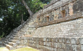 Geschichte von Honduras: Maya-Stätte in Honduras