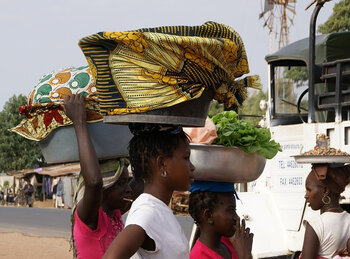 Gambia typisch: Kultur - Musik, Feste, Kleidung