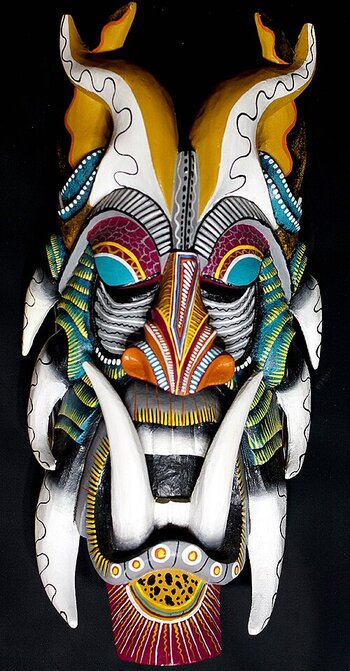 Maskenschnitzerei in Costa Rica