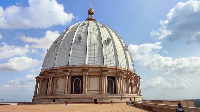 Basilika Notre-Dame-de-la-Paix Yamoussoukro: größte Kirche