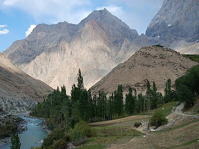 Tadschikistan Land