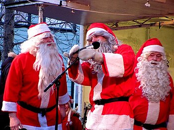 Weihnachtsmänner in Island