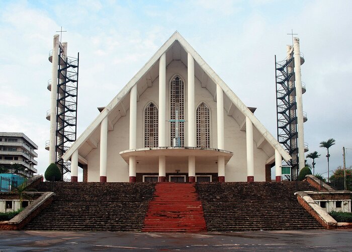Kathedrale Notre-Dame-des-Victoires in Yaounde Katholische Kirche in Yaounde