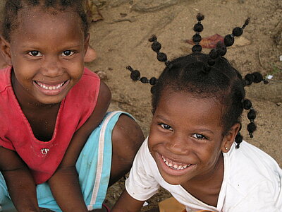 São Tomé und Príncipe Kinder