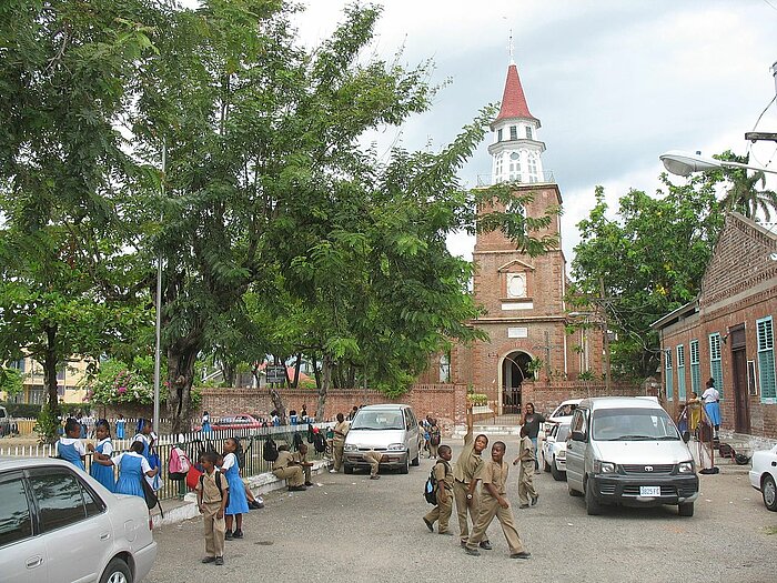 Schüler in Spanish Town, Jamaika