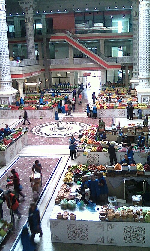 Mehrgon-Basar in Duschanbe