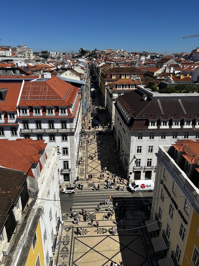 Einkaufsstraße in Lissabon